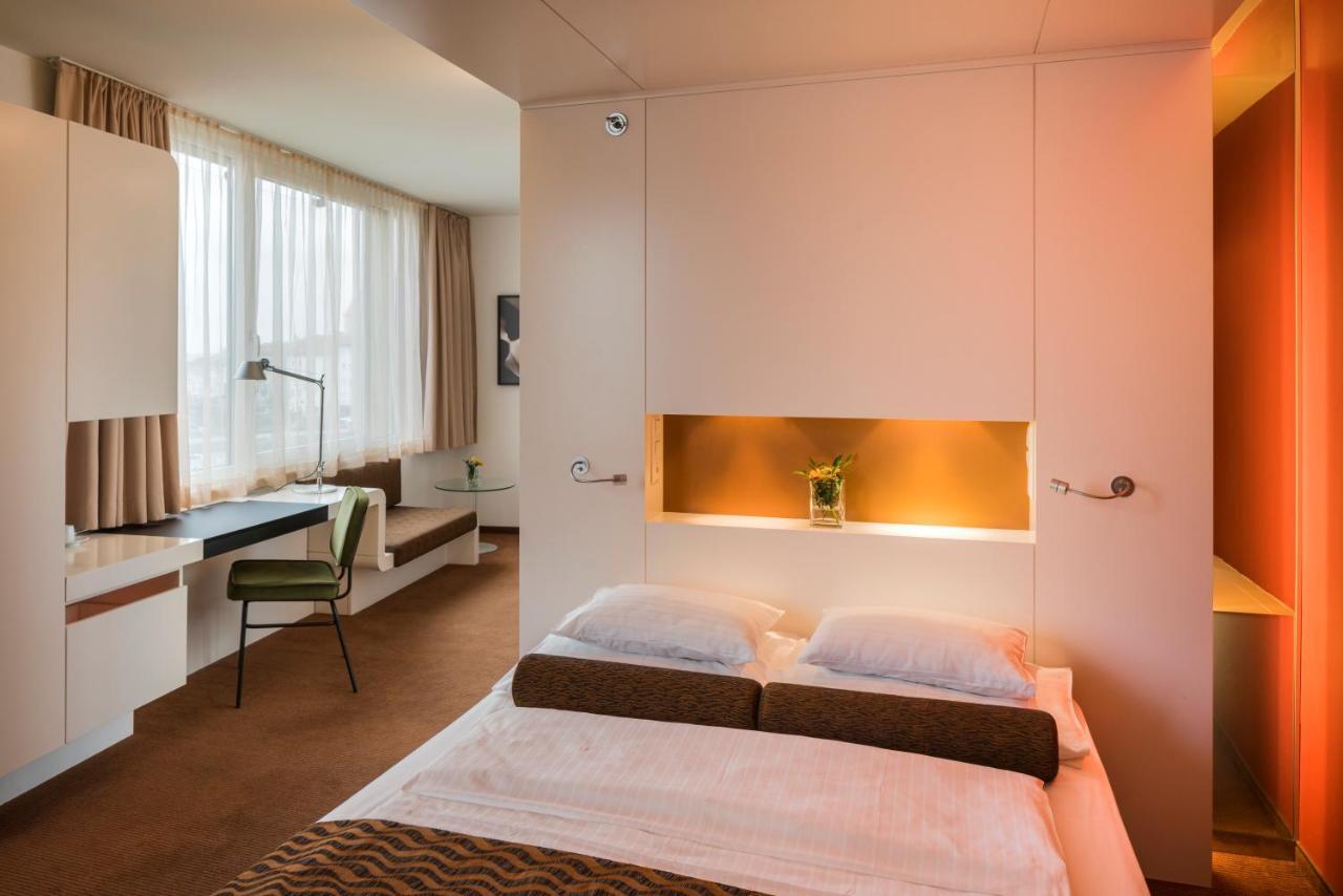 Deluxe Room,960947512:JPEG
