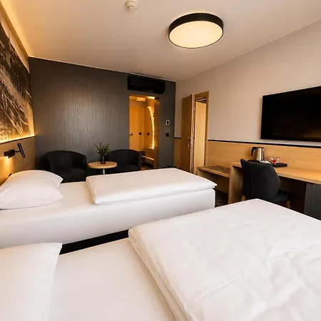 Hotel Bratislava-3